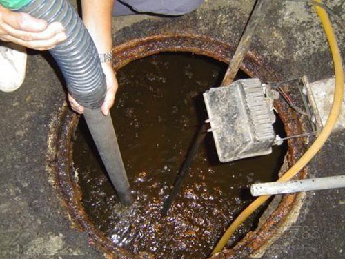 积玉口镇隔油池清理